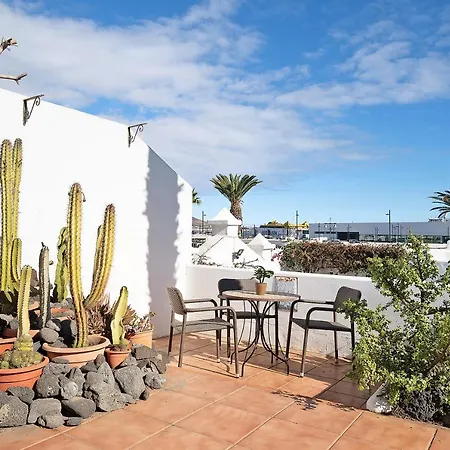 Apartment Puerto Chico A