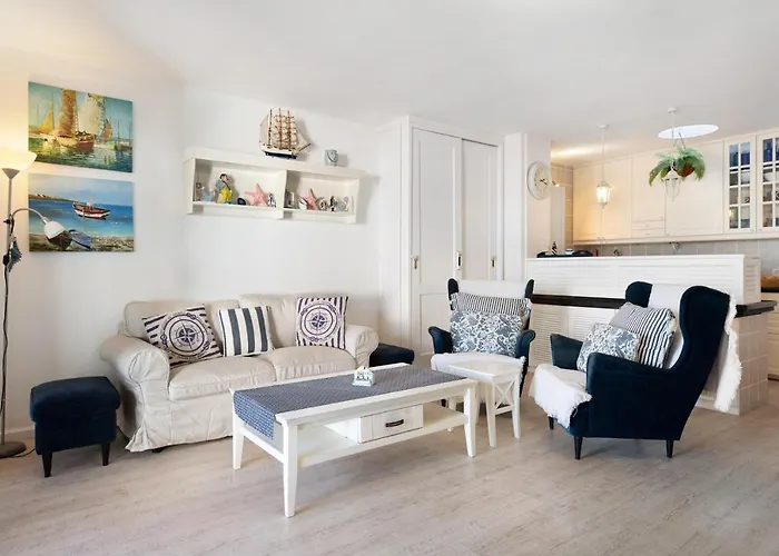 Puerto Chico A * Playa Blanca (Lanzarote)