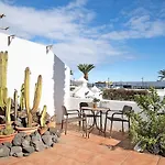 Apartment Puerto Chico A