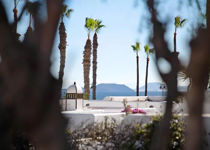 Puerto Chico A * 플라야블랑카